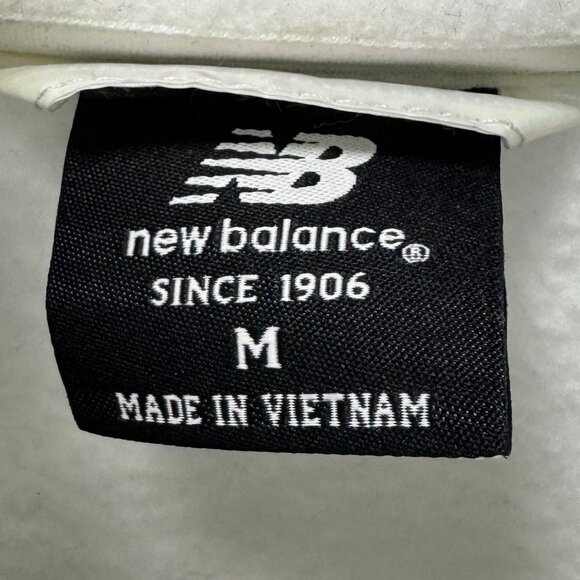 New Balance White Iridescent Zip Front Jacket Size Medium - Picture 4 of 11